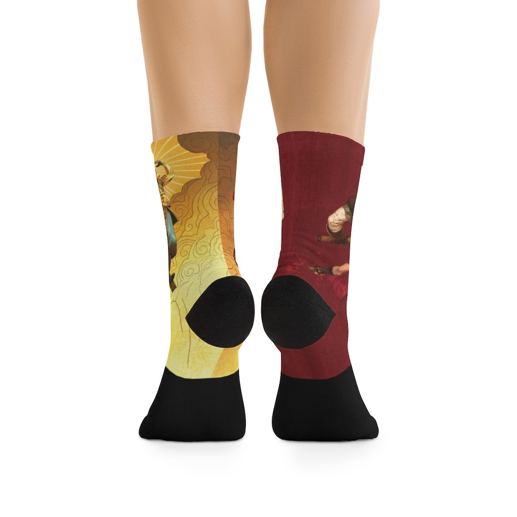 Unmatched socks: Little Red Riding Hood vs Sun Wukong - Image 2